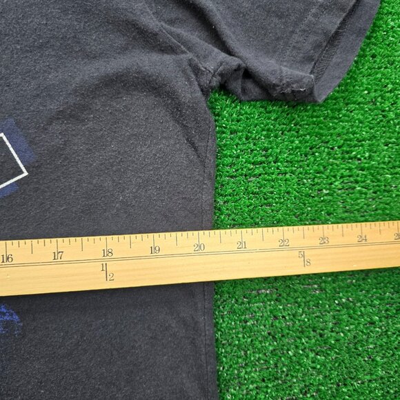 Oakley Tshirt Mens Large Black Short Sleeve Graphic Logo Print Surfer Skater - Picture 3 of 7